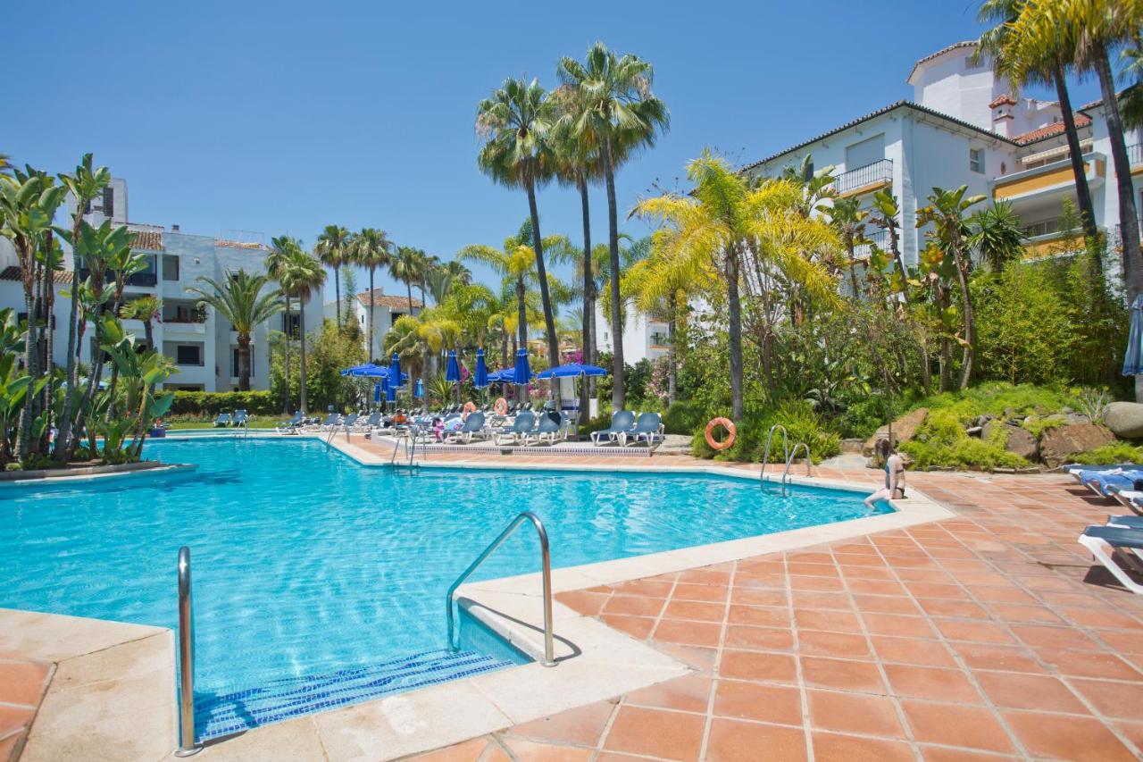 Beachfront Luxury Complex With Tropical Gardens & Pools Leilighet