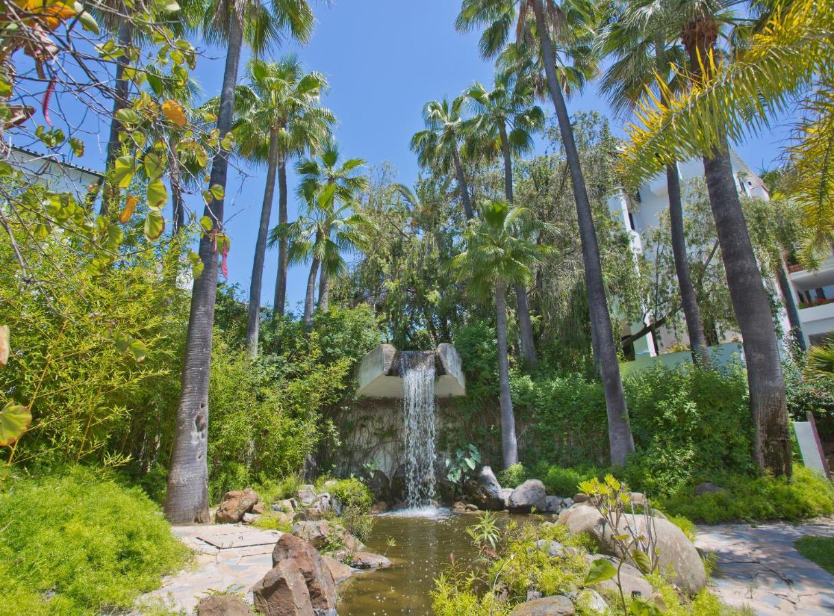 Apartamento Beachfront Luxury Complex With Tropical Gardens & Pools *